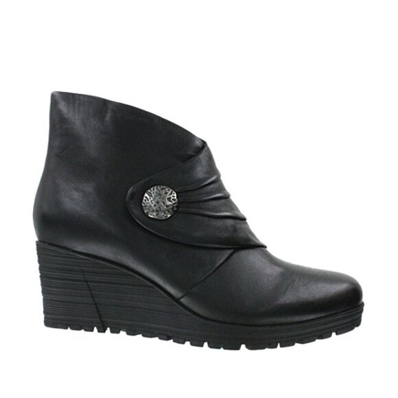 Earth Shoes - NEW Earth Women Dune Black Leather Gathered Pleated Strap Platform Wedge Bootie